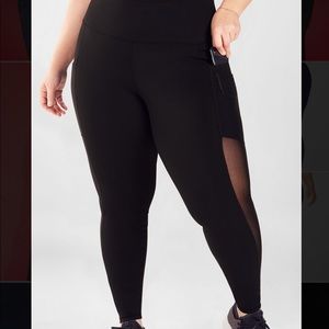 Mila High-Waisted Pocket Legging Fabletics